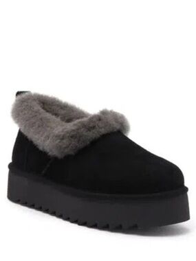 UGG® Nita Genuine Shearling Slipper (Women), Black, Size 11, NWT